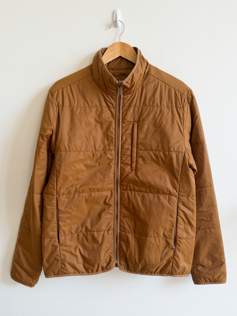 FRANK AND OAK • Aero Ultra-Light Packable Jacket in Sand
